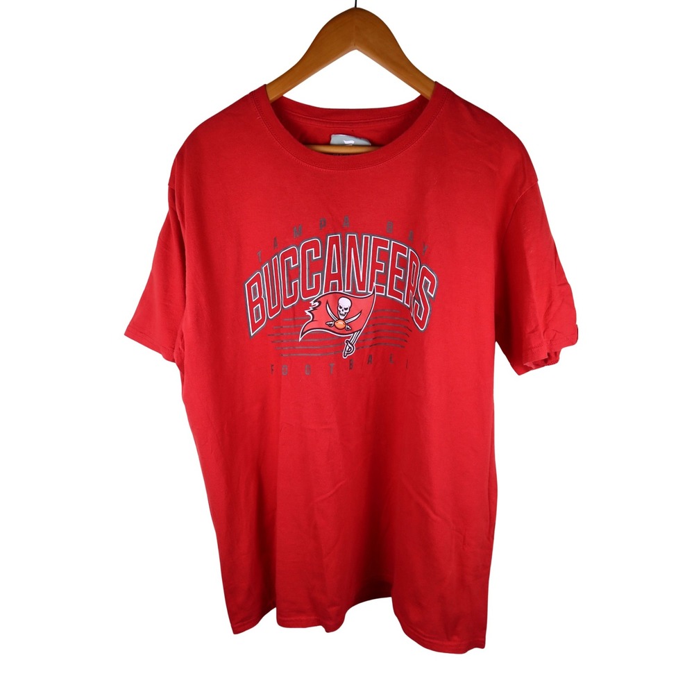 NFL Tampa Bay Buccaneers Graphic T-Shirt Red Short Sleeve Mens XL Excellent